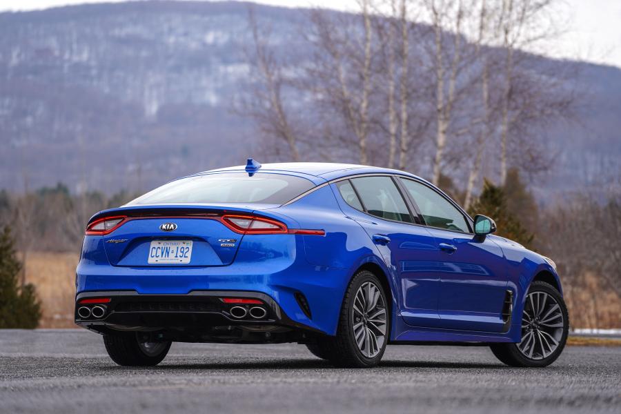  Kia Stinger GT-Line AWD (CK) 2017 года  (NA) (фото 10 из 14)